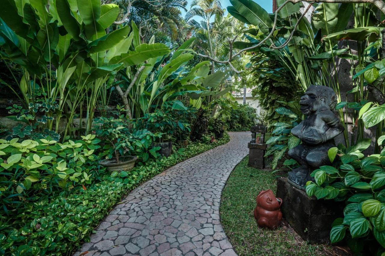 Hotel Kumala Pantai Legian Eksteriør bilde