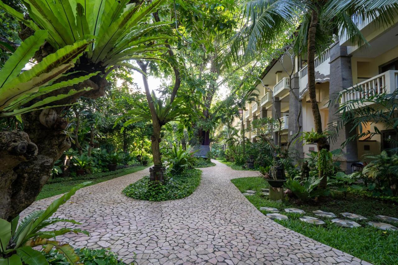Hotel Kumala Pantai Legian Eksteriør bilde