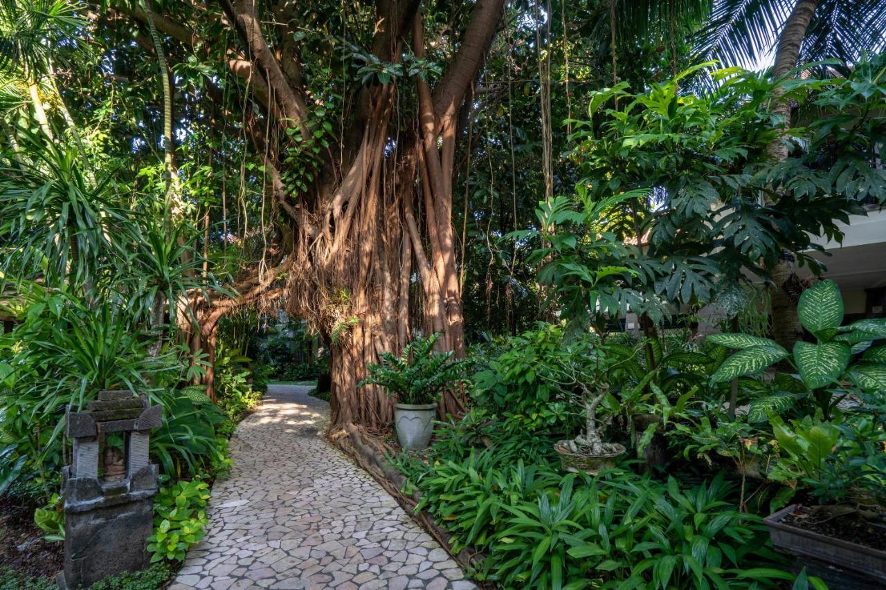 Hotel Kumala Pantai Legian Eksteriør bilde