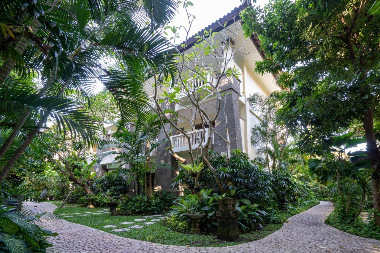 Hotel Kumala Pantai Legian Eksteriør bilde
